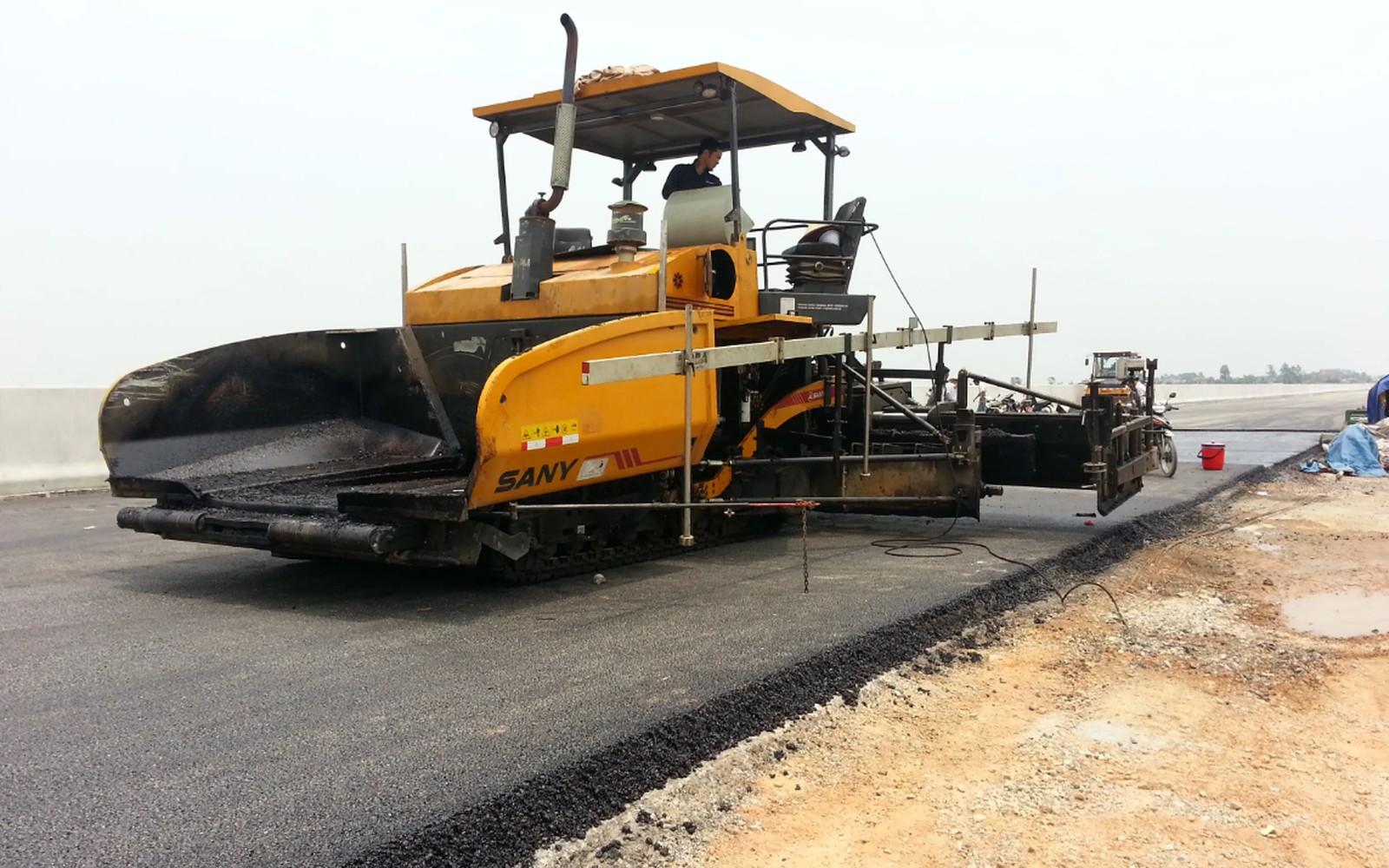 Asphalt Paver Refinancing