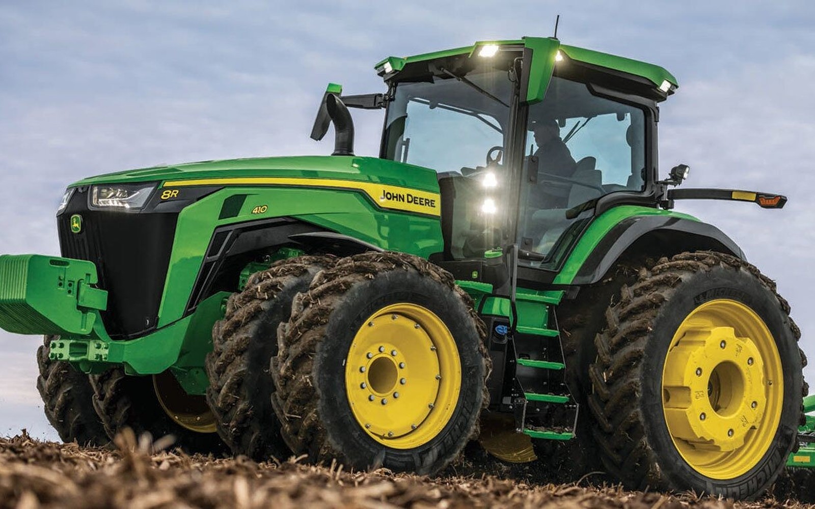 John Deere 8R Tractor Refinancing